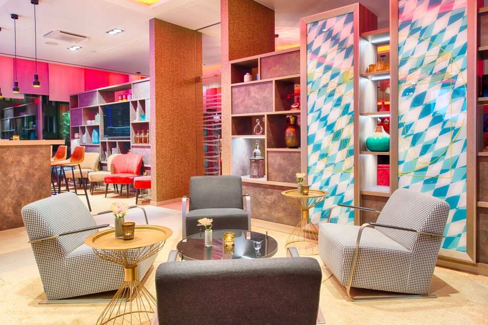 Customer Story: Leonardo Hotels Halved Time and Doubled Distribution of Their High-Converting Images